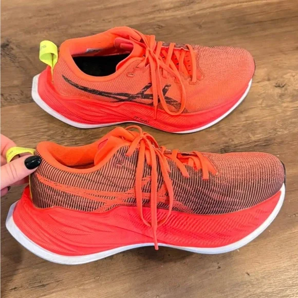 Superblast ASICS - Picture 4 of 6